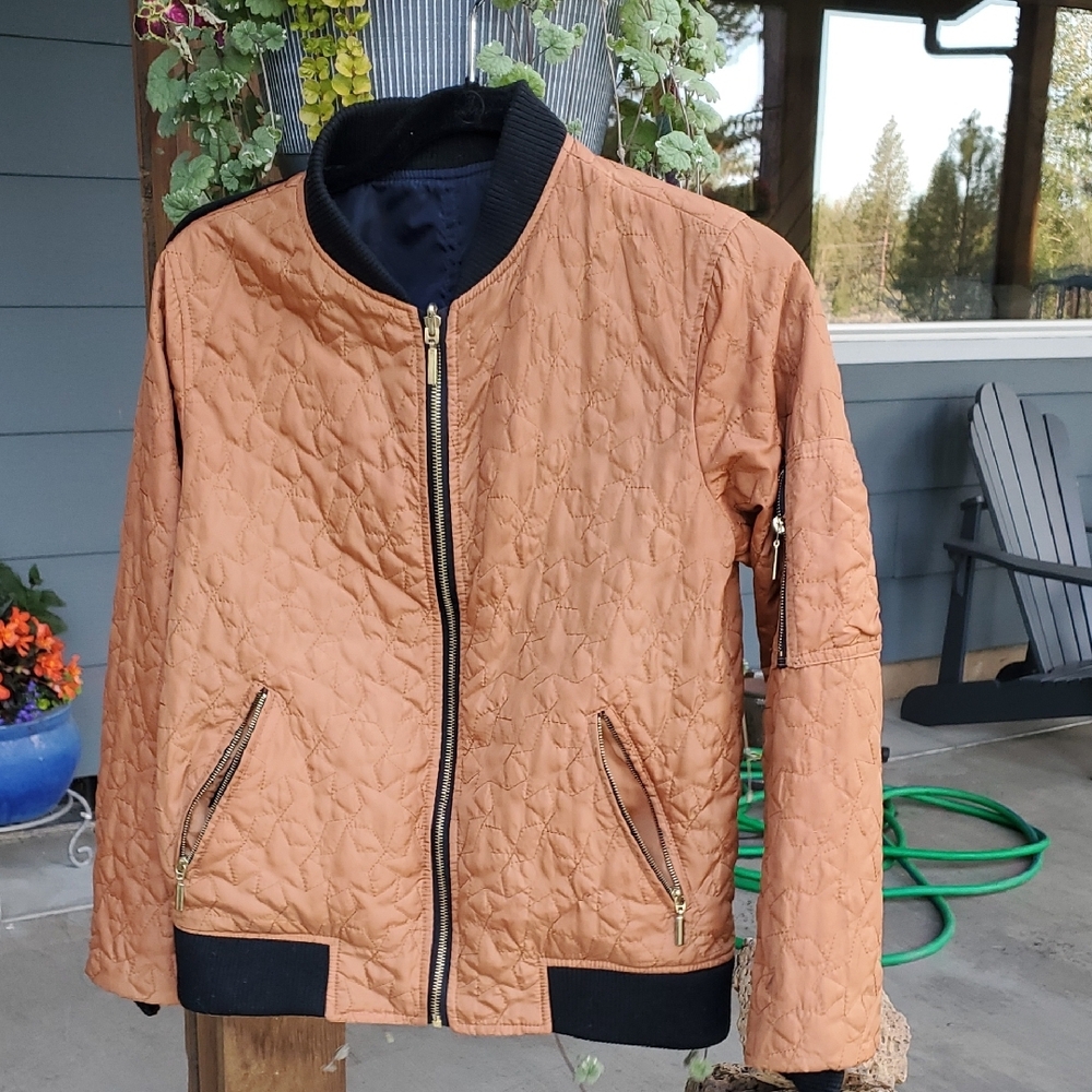 Bernardo Quilted Tan Jacket - Picture 2 of 8
